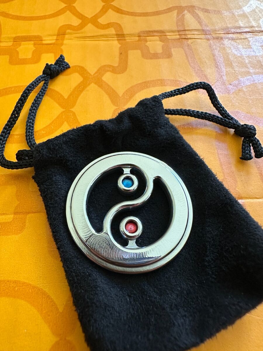 SCOTTY CAMERON GALLERY YING YANG Milled Round Ball Coin SCOTTY CAMERON GALLERY YING YANG Milled Round Ball Coin