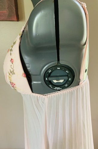 Bella Donna Sheer Pink Floral Nightdress Slip Style Size M Excellent Condition - Picture 5 of 11