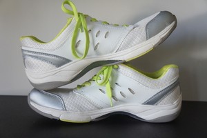 Vionic Venture Womens Active Sneakers Size 8M Green/White | eBay
