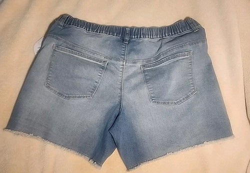 Wonder Nation Girls SIZE XL 14-16 PLUS Button Fly Denim Shorts, Color Light Wash - Picture 8 of 8