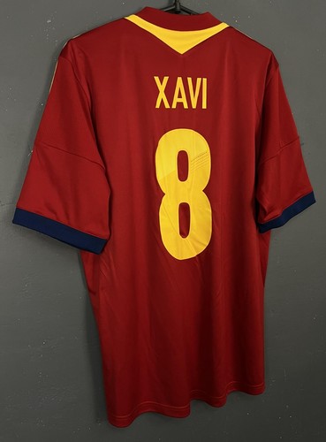 MEN'S XAVI #8 SPAIN 2012/2013 HOME SOCCER FOOTBALL SHIRT JERSEY MAILLOT SIZE M - Picture 2 of 17