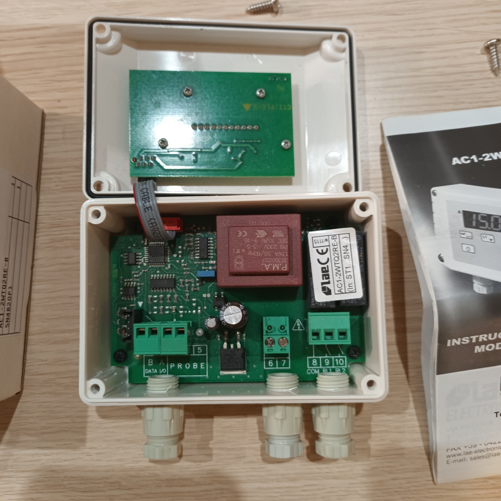 Thermostat regulateur LAE ac1-2w boîtier mural 230V avec entrée PTC NTC