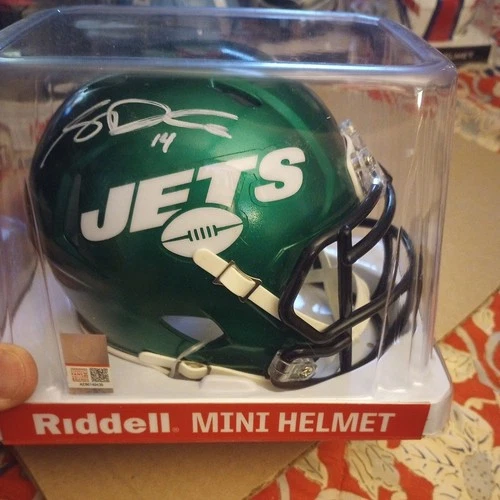 Sam Darnold Jets Autograph Mini Helmet Beckett Witnessed Auto signed