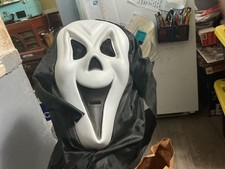 VTG 90s Fearsome Faces Scream Mask "Happy Ghost"