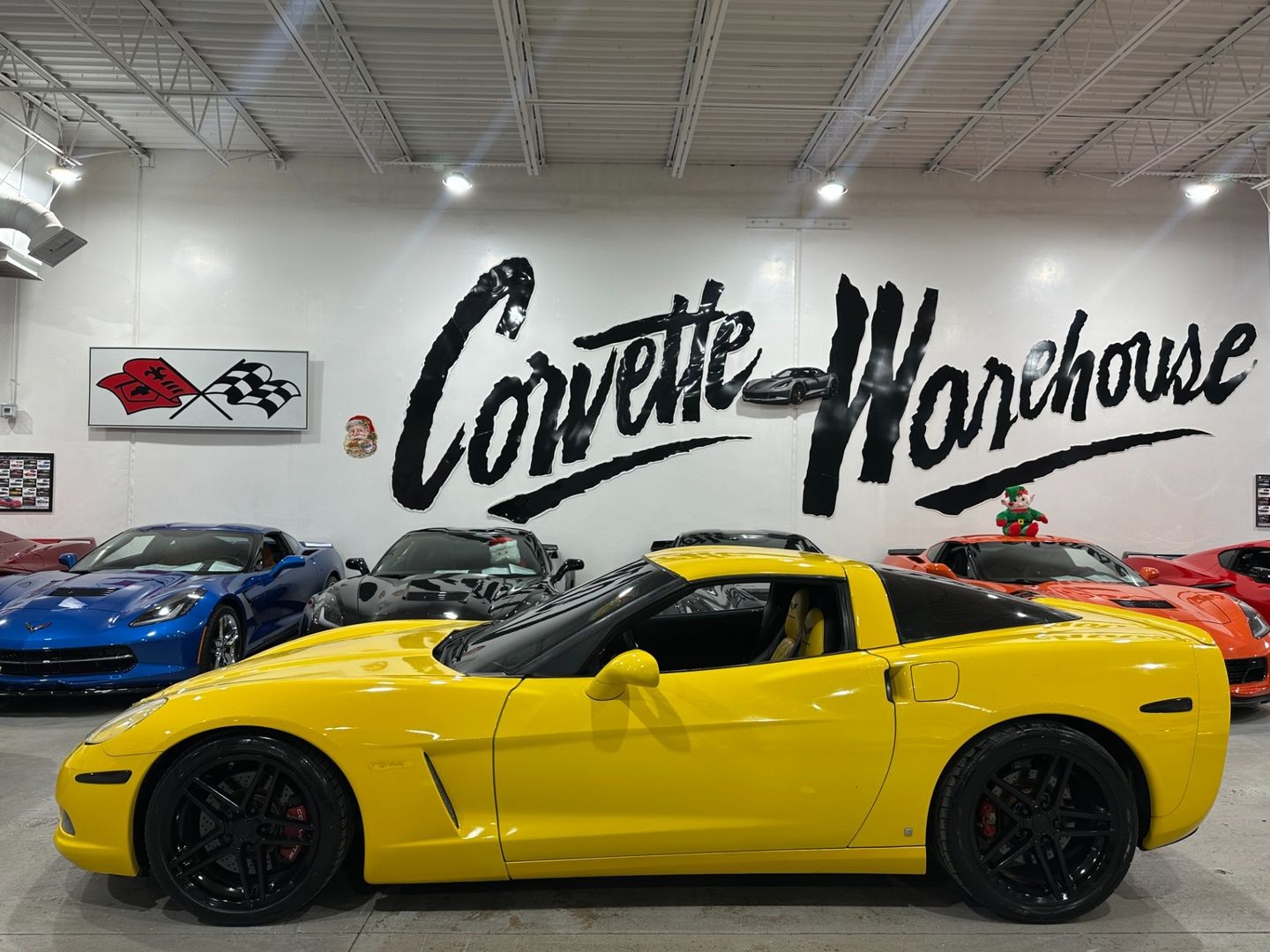 2008 [45U] Velocity Yellow Tintcoat Chevrolet Corvette   | C6 Corvette Photo 2