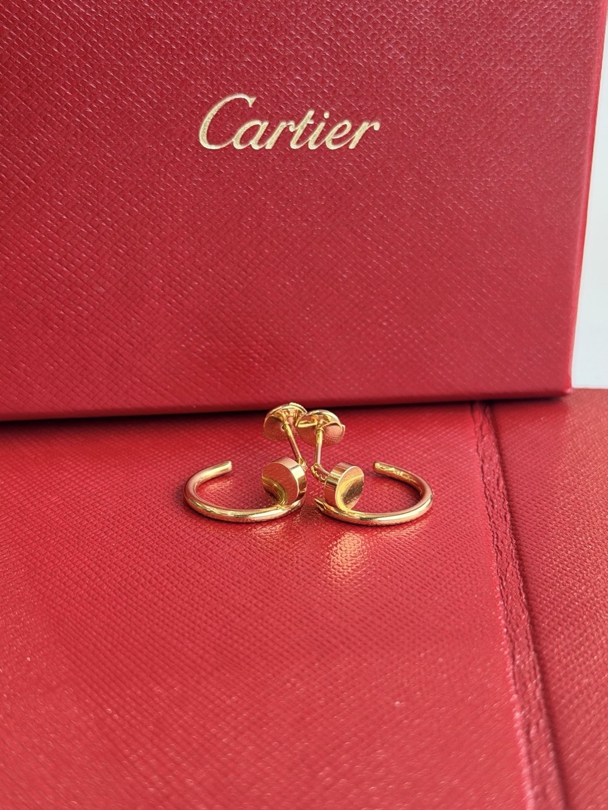 Hoop Cream Cartier Juste un Clou Hoop Earrings 18K Yellow Gold Small Model | eBay