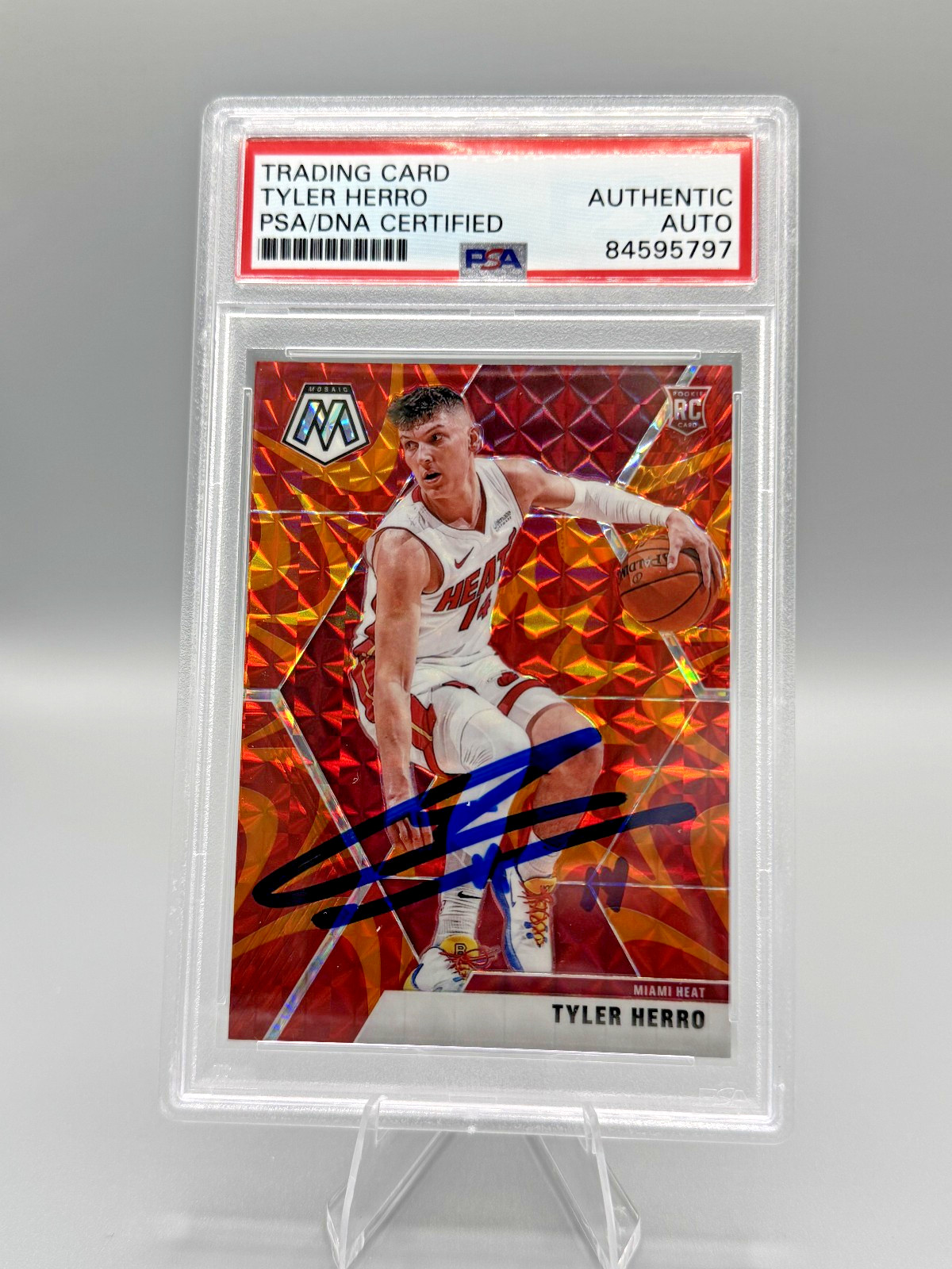 2019 Panini Prizm Tyler Herro Autographed Rookie PSA/DNA Auth (RC) (AUTO)