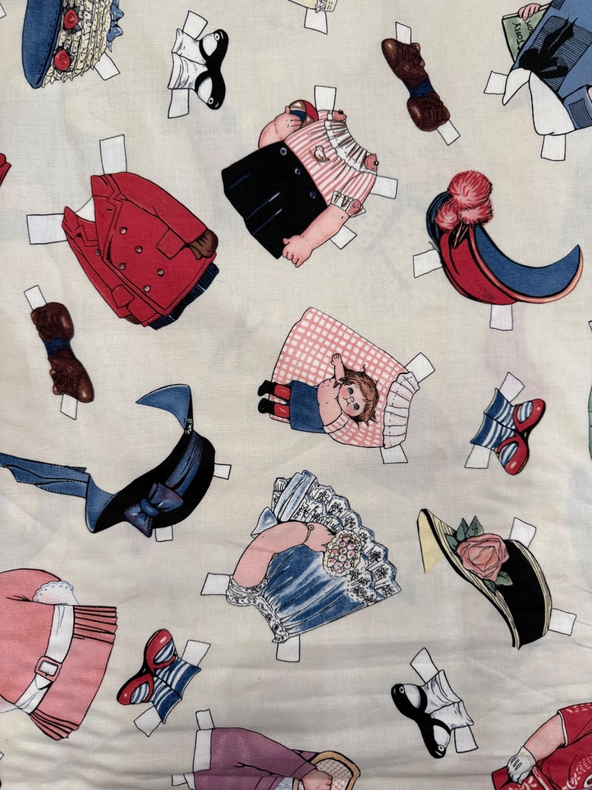 Blue Hill Fabrics - Aunt Lindys Paper Dolls Fabric Sibling Arts BTHY