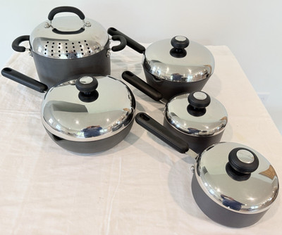 Circulon 10 piece Hard Anodized Nonstick Skillet Pans Stockpot & Colander Lid