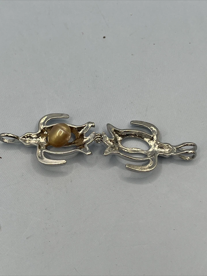 Colgante Wish Pearl Jaula Tortuga Marina Blanco/Crema Perla Foto 3 de 3