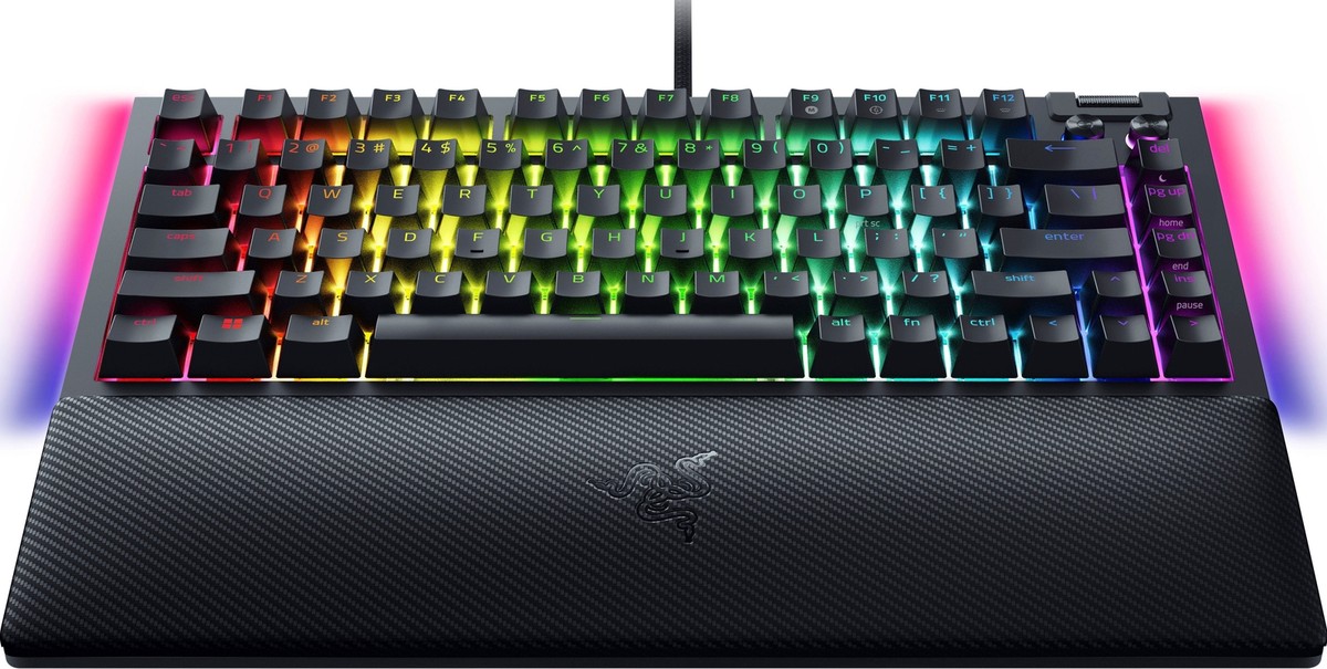 ほぼ新品　Razer blackwidow v4 75% US配列 Razer レイザー BlackWidow V4 Pro 75% 有線/USB無線/Bluetooth