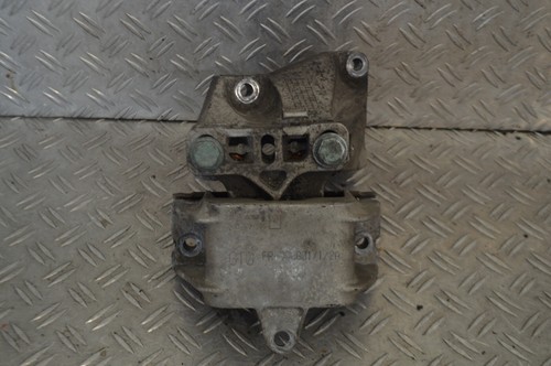 VW Golf IV Halterung Motorhalterung Motor Halter 1J0199555