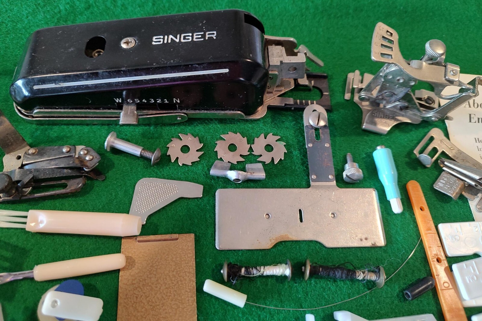 Vintage Lot Singer Sewing Machine Attachments Greist+ Huge Lot 80+ eBay