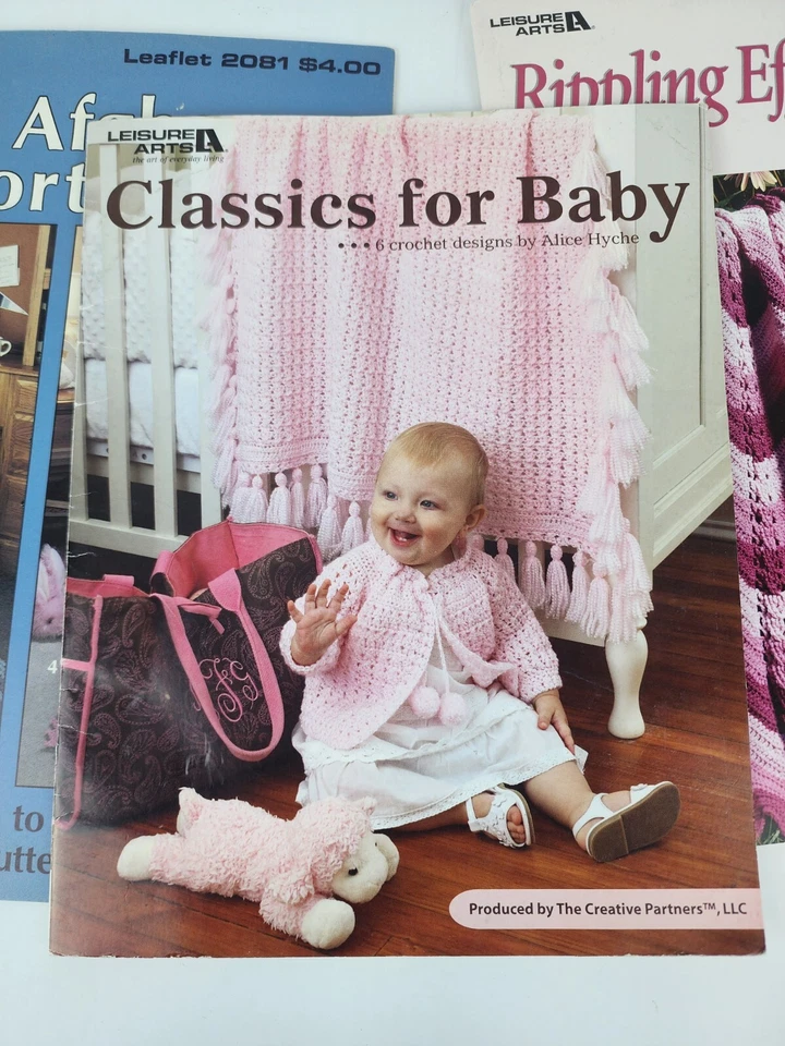 Lot 4 Vintage Leisure Arts Afghan Magazines Knit Crochet Leaflets Baby Blankets - Image 3 of 4