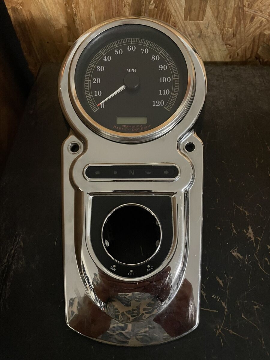 Harley-Davidson Dyna Tank Console Dash With Speedometer Harley-Davidson Dyna Tank Console Dash With Speedometer