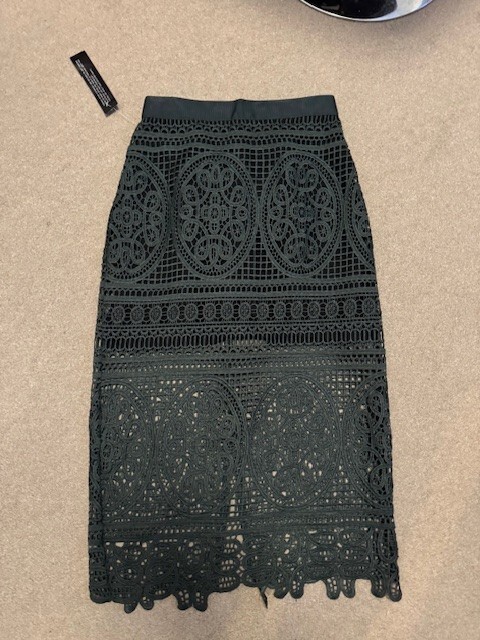 Picture 1 of 2