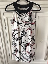 Ann Taylor Women's White Black & Red  Dress Size 4P