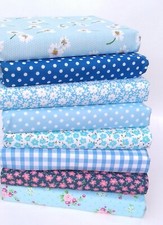 BLUE FLORAL POLY COTTON FABRIC BUNDLE SEWING MATERIAL CRAFT DRESSMAKING