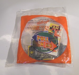 1999 KELLOGG'S  -NASCAR PULL'N GO CARS -CEREAL PREMIUM -TERRY LABONTE #5 -NIP