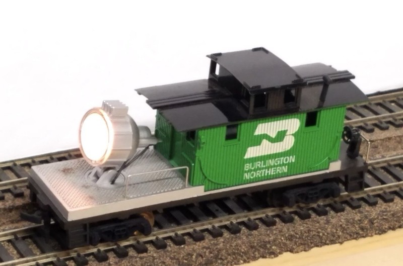 HO Scale Tyco Burlington Northern Searchlight Car in New Condition, Tested
