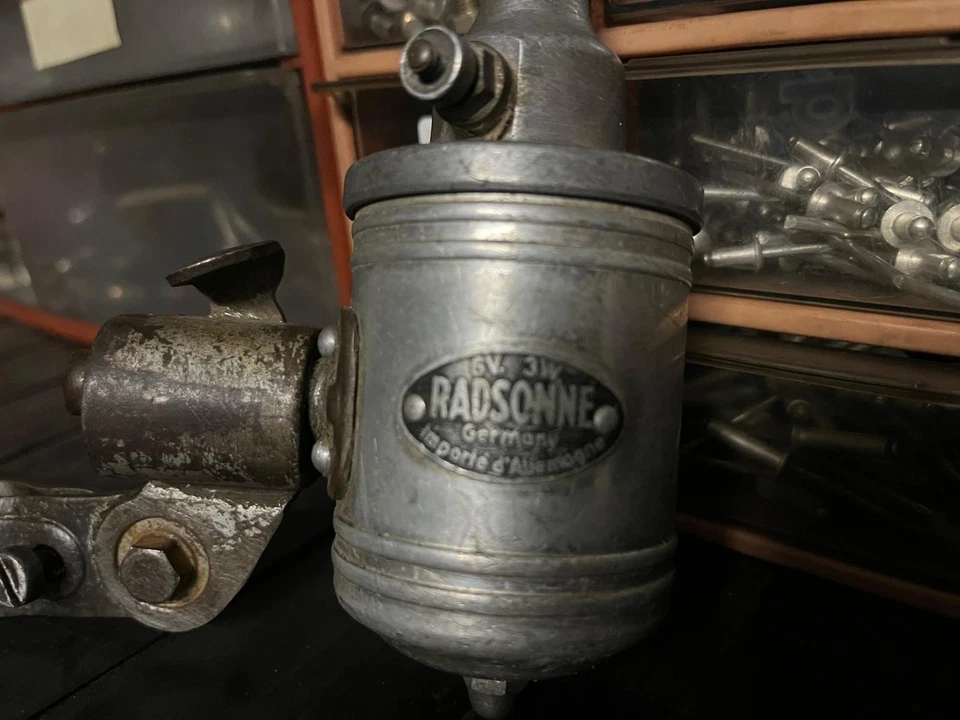 Dinamo 6V 3W Radsonne Germany per biciclette d'epoca - Immagine 3 di 4