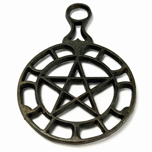 Vintage Griswold No. 1740 Cast Iron Trivet Star Pentagram Heart Handle Antique - product listing photo