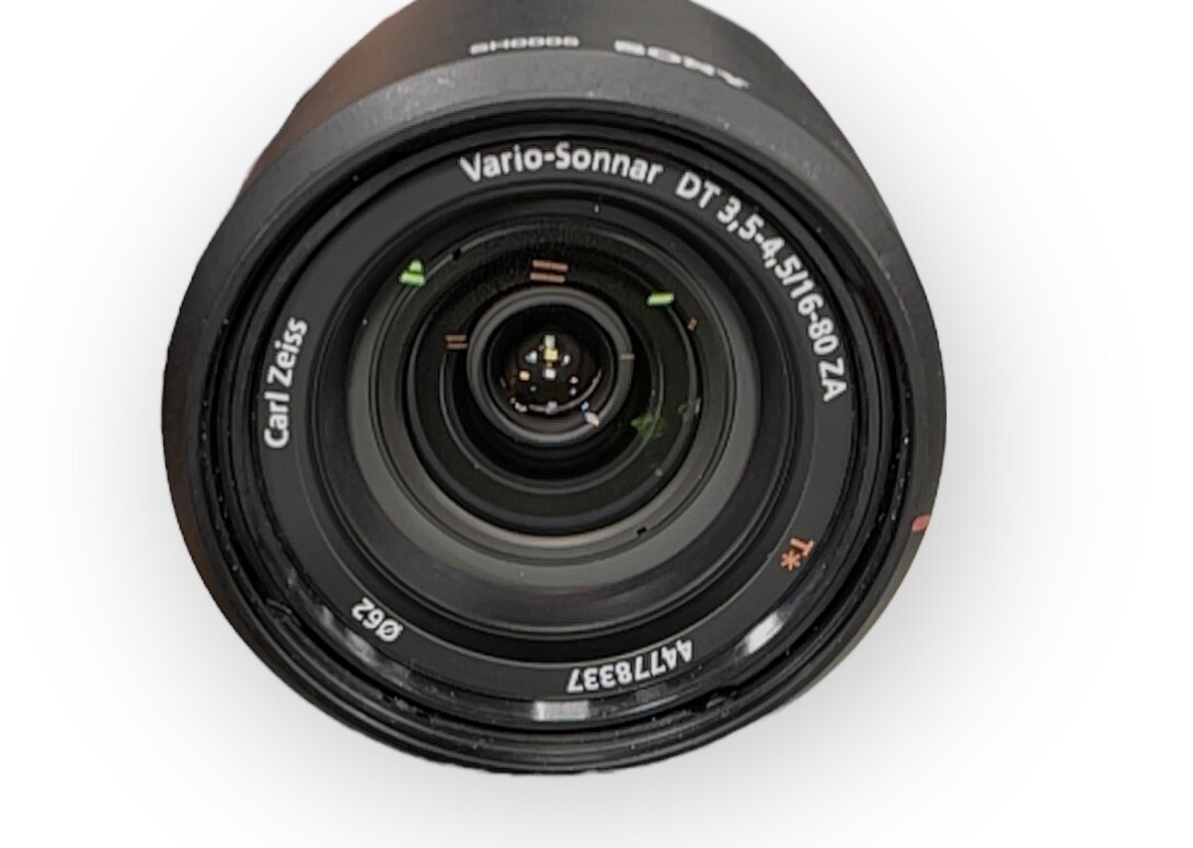 SONY standard zoom lens Vario-Sonnar T * DT 16-80mm F3.5-4.5 ZA APS-C  compatible
