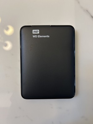 WD Elements portable external hard drive 500GB