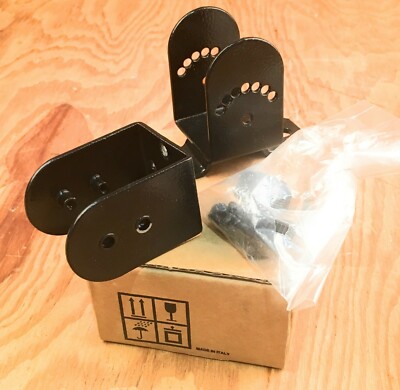 Mackie Industrial Adjustable Mounting Accessory for MA 3-5 Speakers MR3STK Black