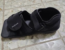 ProCare Squared Toe Post-Op Shoe Size: Large ( Wear on the left or right )