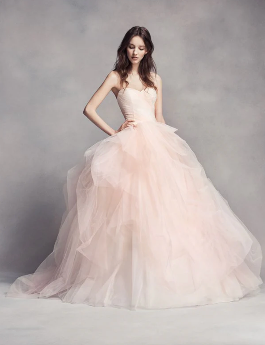 VERA WANG White Ombre Tulle Wedding Gown (Size 0)