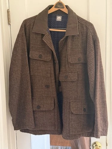 18 East Houndstooth Rare  Wool Hunting Style  Relaxed Fit Jacket Brown Medium  - product listing photo