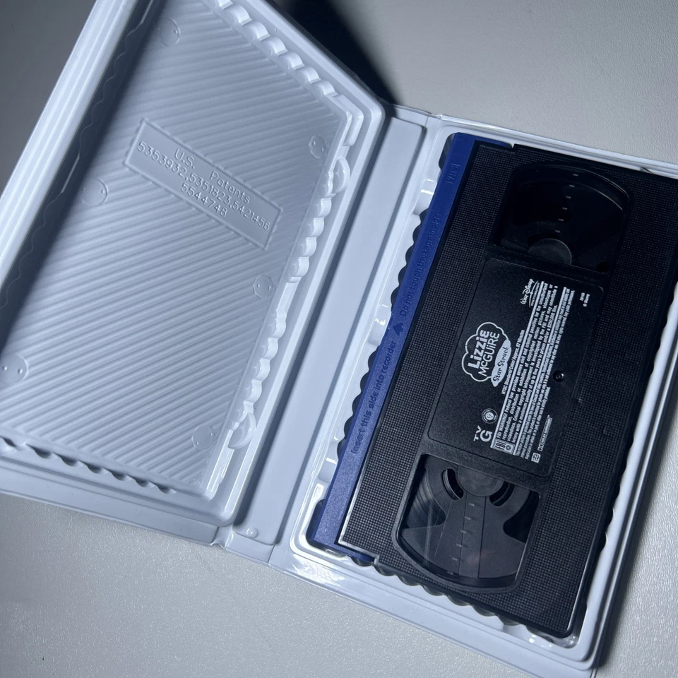 Lizzie McGuire Star Struck Hot Celebrity Guest Stars Vol 3 VHS 2004 Clam Shell Foto 4 de 4