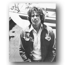 Warren Beatty by Yacht 1974 The Parallax View Vintage Movie Photo 8x10 Photo