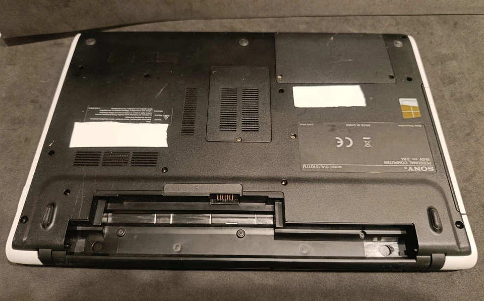 Notebook Sony Vaio i3 - RAM 4 GB Hdd 500 GB Leggere Descrizione - Immagine 4 di 4