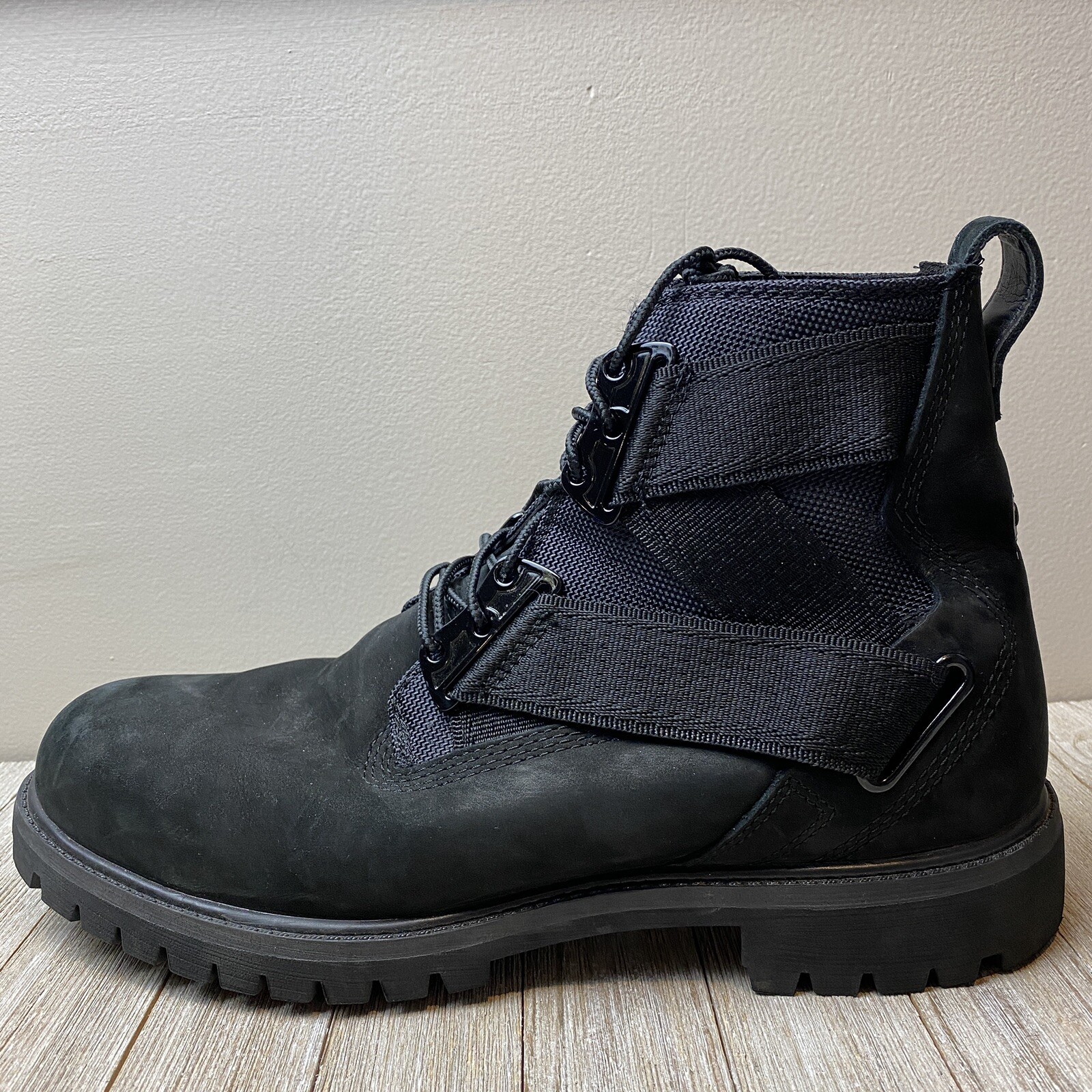 Timberland Mens Sz 11 Black Suede Boots 