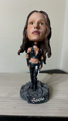 ELEKTRA Jennifer Garner MARVEL-NECA 8 INCH HEAD KNOCKERS | eBay