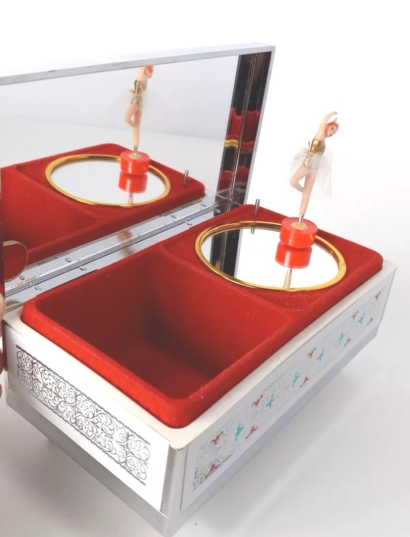 VTG Lady Mate Music Box Trinket Twirling Ballerina Swan Lake Geisha