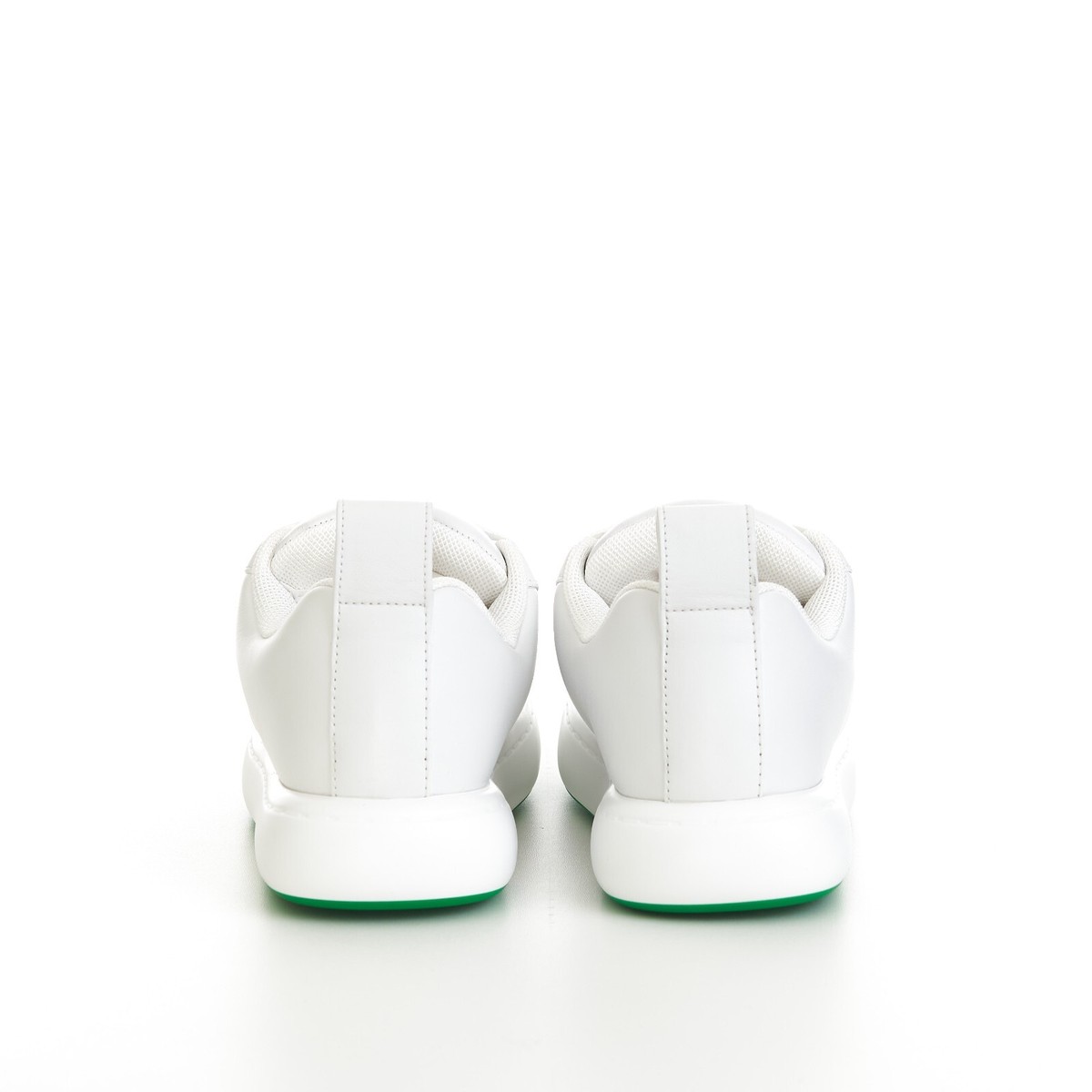 BOTTEGA VENETA 990$ Women's Pillow Low Top Sneaker - Optic BOTTEGA VENETA 990$ Women's Pillow Low Top Sneaker - Optic