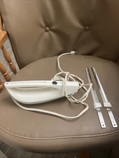 (629)Hamilton Beach Electric Knife W/Double Stainless Steel Blades - Model 275-2