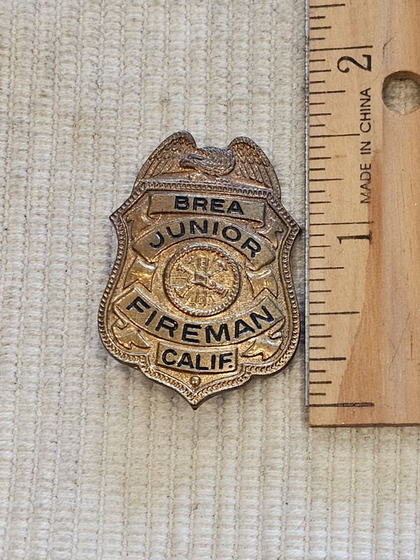 Obselete 1940s 1950s Brea California Junior Fireman Badge L@@K!!!