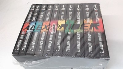 			Alex Rider: 10 Explosive Missions, ANTHONY HOROWITZ, Walker books		
