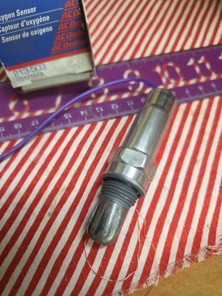 Sensor de oxigênio GM OEM NOS 25166816 1982-1995 Camaro Z28 Pontiac Firebird 5.7L 5.0 - Imagem 2 de 4