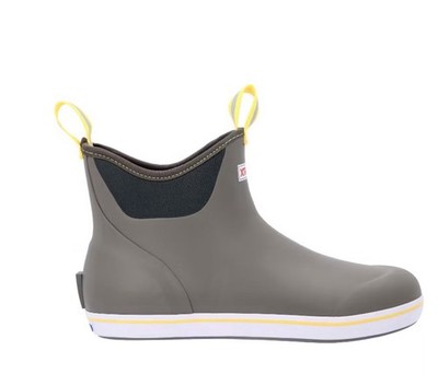 Xtratuf Ankle Deck  Men s Grey Yellow Size 9 Brand New Outer Box Slightly Bent