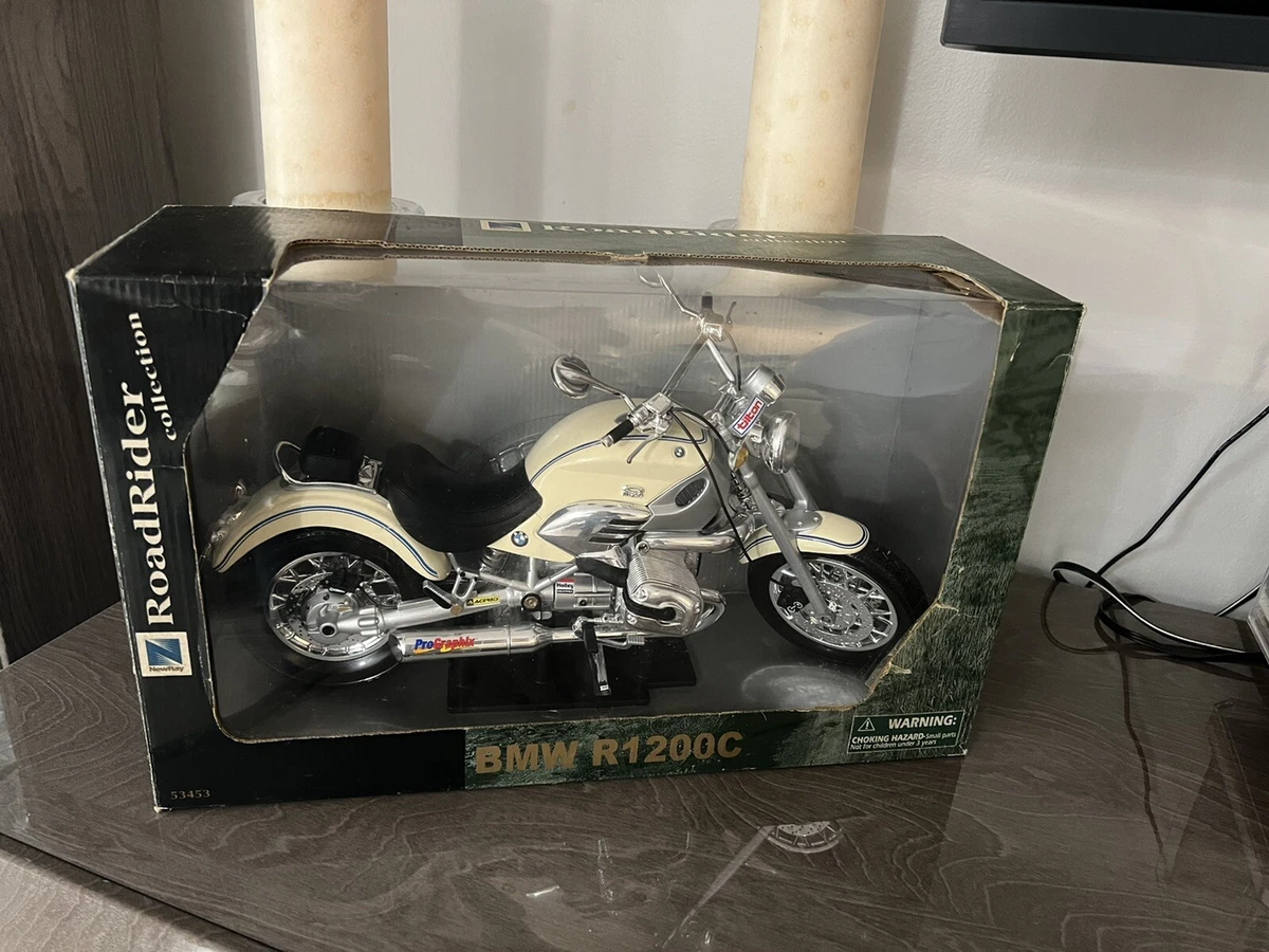 Ray Road Rider Collection BMW R1200C Motorcycle 1 6 Cream w Blue