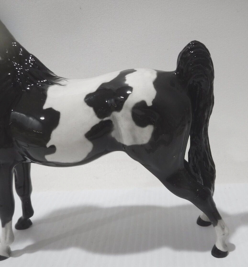 Cheval 8 1/2 X 9 In. Ceramic Handcrafted Black Saddlebred Figurine Ltd. 271/2500