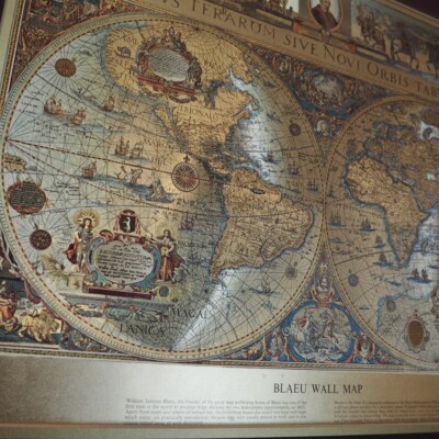 特価Blaeu 壁掛けアンティーク風世界地図 二つの球体地図、人気の金＆黒の額縁 Vintage Framed Gold Foil Blaeu Wall Map of Old World | eBay