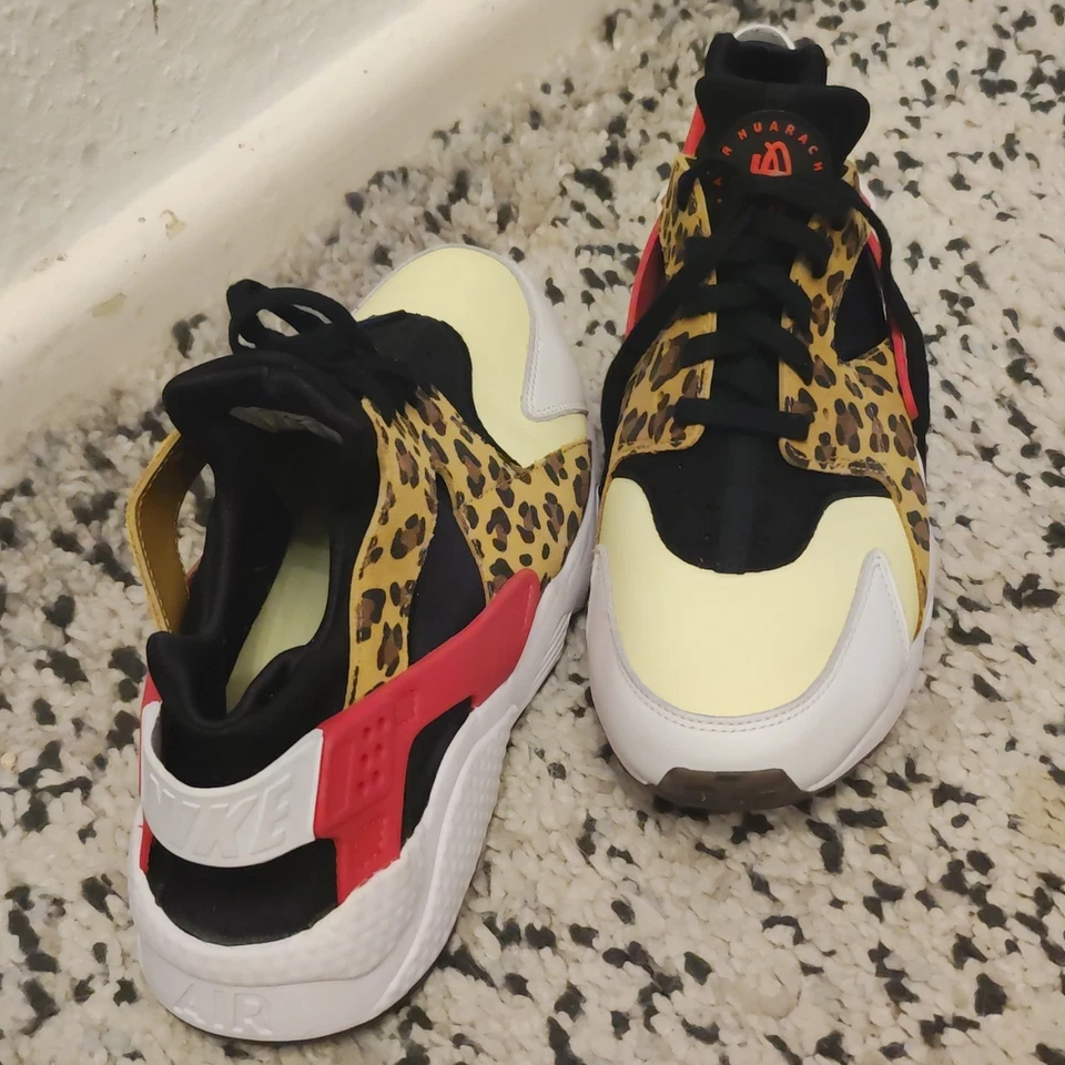 Nike Huarache Sneaker Low Top Animal SNKRS Print mehrfarbig Schnürung EU 44 - Bild 1 von 4
