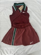 Nike Tennis Set Skirt And Top Women Sz Medium Burgundy FZ6766-619 / FZ6752-619