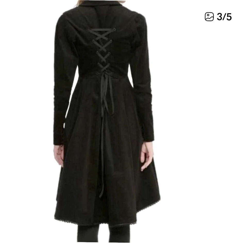 Abrigo/Chaqueta Negra Colección Exclusiva Disney Cenicienta Torrida - Talla M Usado Foto 3 de 4